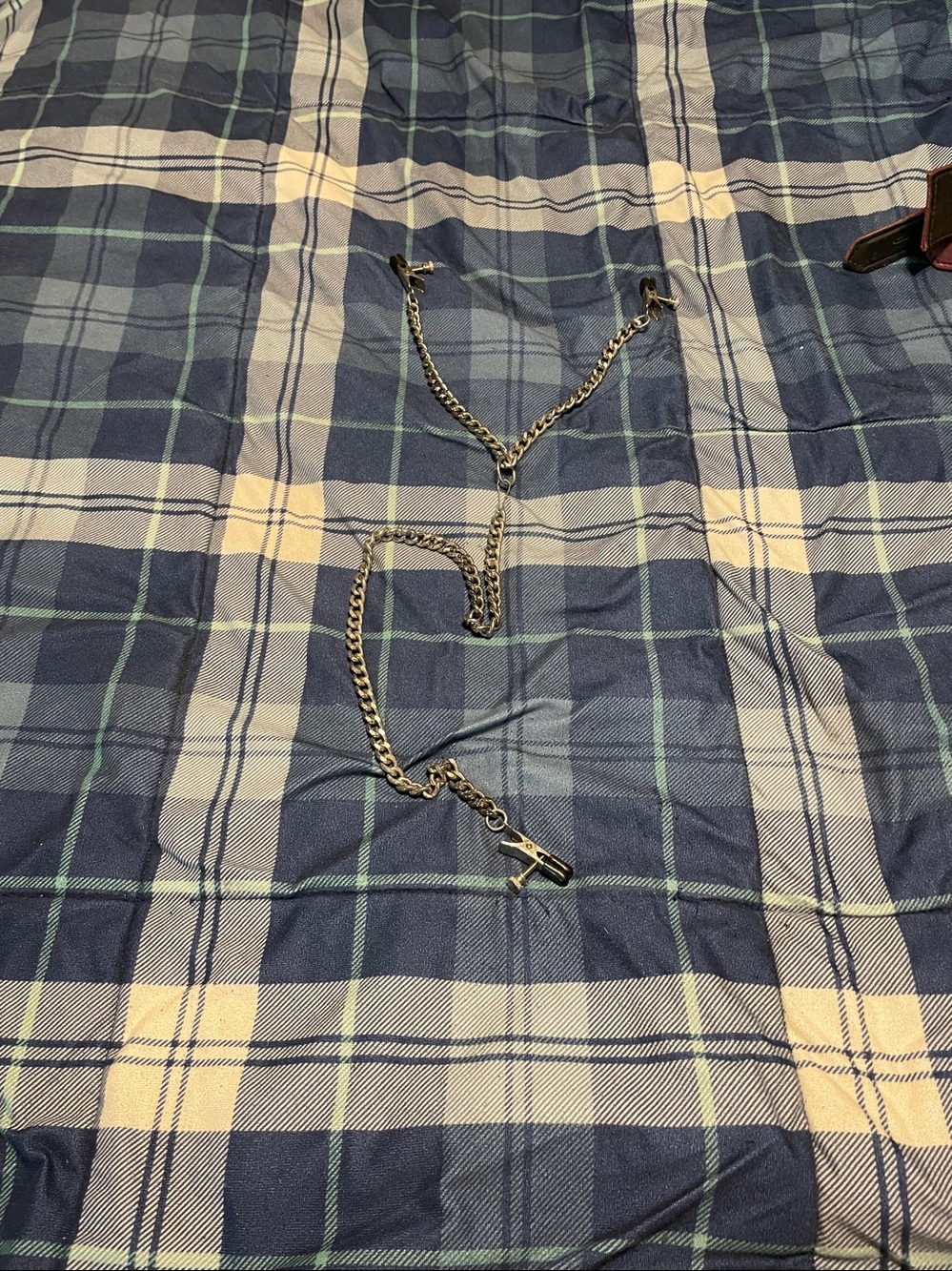 3 way chained clamps